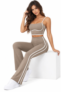 Conjunto Top y Calza Flare Líneas en Contraste CH252